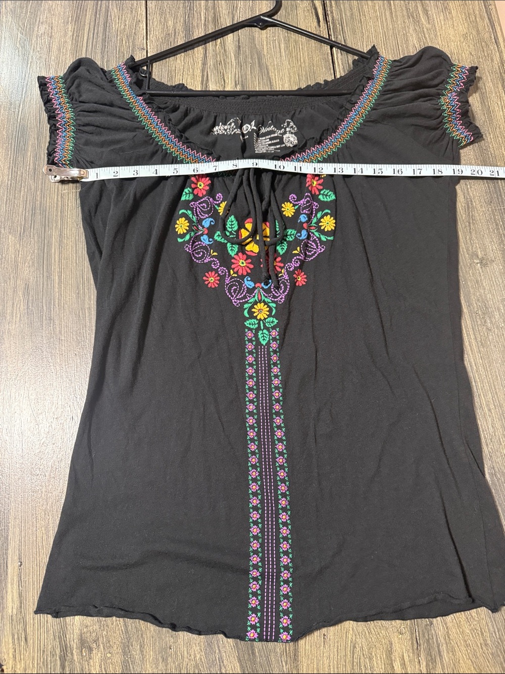L.O.L. Vintage Black Embroidered Peasant Blouse with Multicolor Floral Trim - Picture 5 of 7